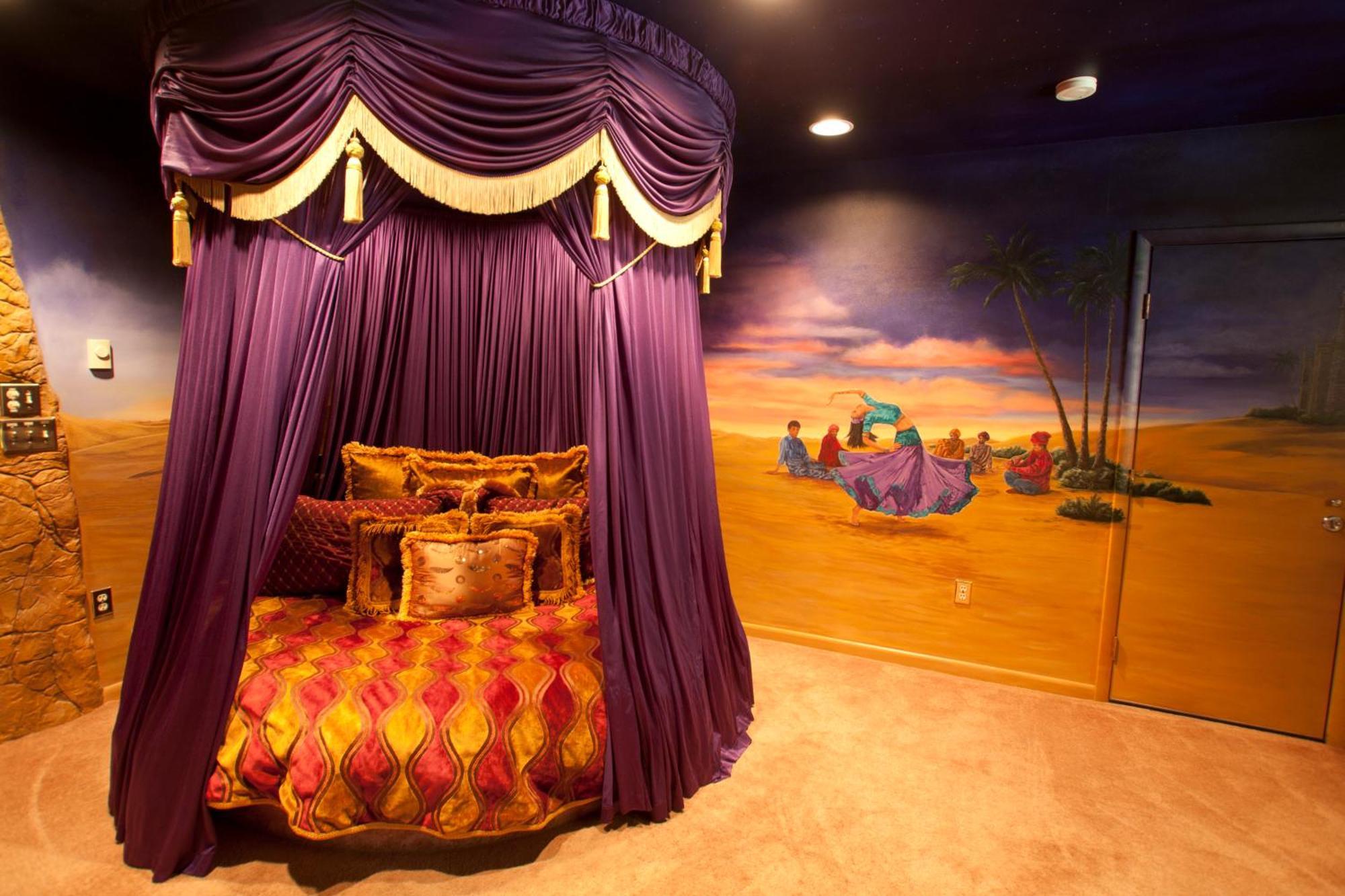 Black Swan Inn Luxurious Theme Rooms Покателло Номер фото